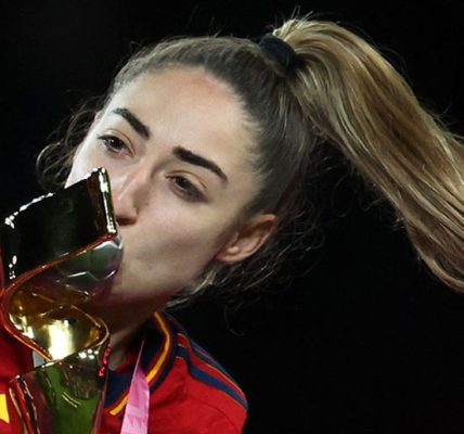 Spain's Emotional Triumph: Carmona's Heroic Goal and Heartbreaking Loss Lead to Historic Victory